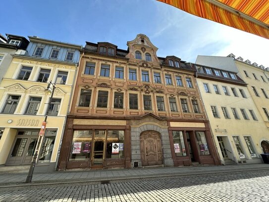 Einzeldenkmal mit opulenter Schmuckfassade - Sanierungsobjekt im Herzen der Altstadt