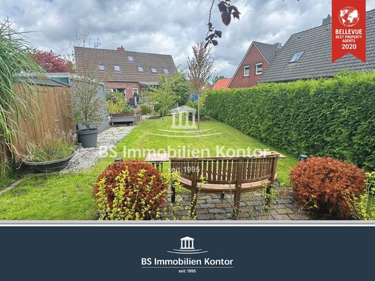 Loga! Renoviertes Einfamilienhaus mit Garage, Gartenanlage und Terrasse in zentraler Lage!