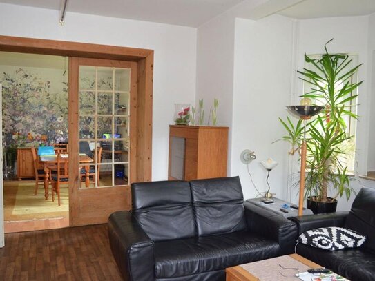 Top Zentrale helle große Moderne 5,5 Zimmer EG mit riesem Garten und Hinterhoff in Hamborn