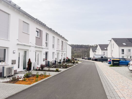 Modernes Reihenendhaus (Neubau) bei Marburg!