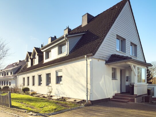 Ihr neues Zuhause: Doppelhaushälfte mit Einliegerwohnung und großzügigem Garten