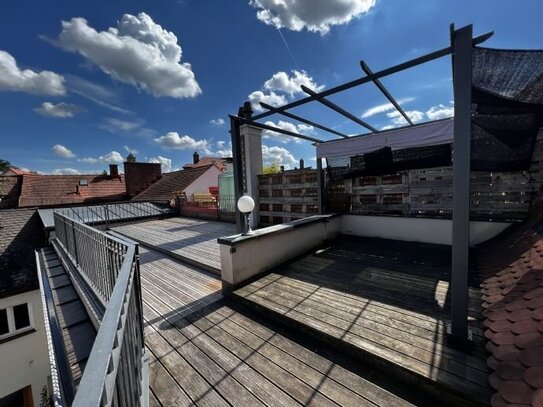 Zentral gelegene Traumwohnung mit großer Dachterrasse