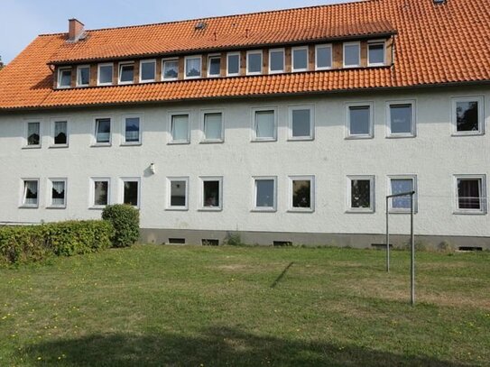 Günstige Dachgeschoß-Wohnung zum Selbstrenovieren