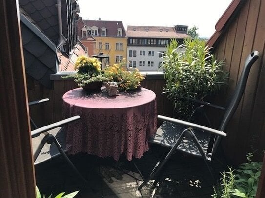 Wunderschöne 3-Zimmer-Wohnung mit 79,44 qm im Dachgeschoss mit Balkon und Burgblick! Auch mit EBK, wenn gewünscht!