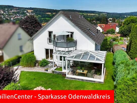 Warum neu bauen? Junges, modernes 2-Familienhaus mit traumhafter Gartenanlage