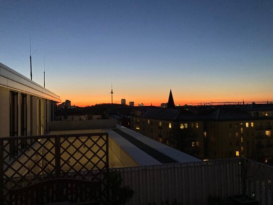 Provisionsfrei - Lichtdurchflutetes Penthouse mit exklusiver Ausstattung und beeindruckendem Blick