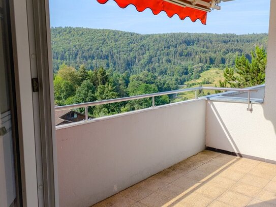 Gemütliche 3-Zimmer-Wohnung mit bester Aussicht, Balkon und Garage