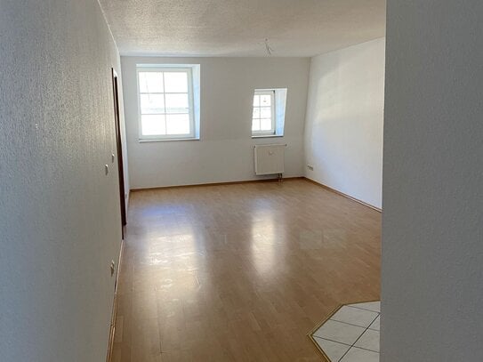 Schöne 3 Zimmer mit Balkon in der Altstadt ab sofort / Gera