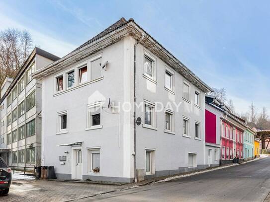 Investitionsmöglichkeit: 3-Familienhaus mit guter Rendite & gepflegter Ausstattung in toller Lage