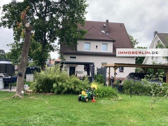 IMMOBERLIN.DE - 19 fach! Attraktives Mehrfamilienhaus mit Südgarten in familiärer Lage