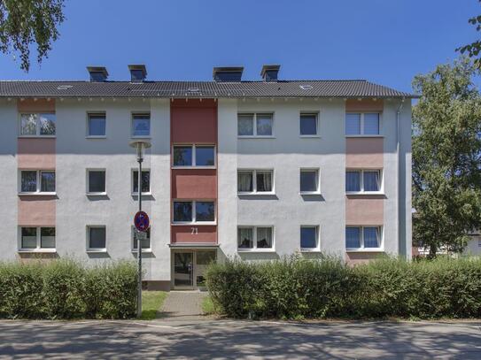 3-Zimmer-Wohnung mit Tageslichtbad und Balkon an der Strotheide frei!