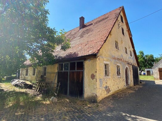 ORTSRAND - denkmalgeschütztes Bauernhaus mit Scheune, Garage u.v.m