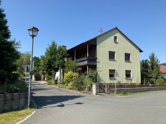 1 Grundstück, 2 Häuser in Lichtenfels OT Schönsreuth