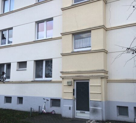 Zentral gelegen: renovierte 3-Zimmer-Wohnung