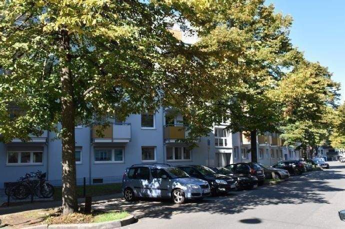                                                               Studenten, Pendler, Auszubildende... aufgepasst! 1-Zimmer-Apartment ohne Balkon&hellip;                                                       in Uhlandstraße (Nürnberg)