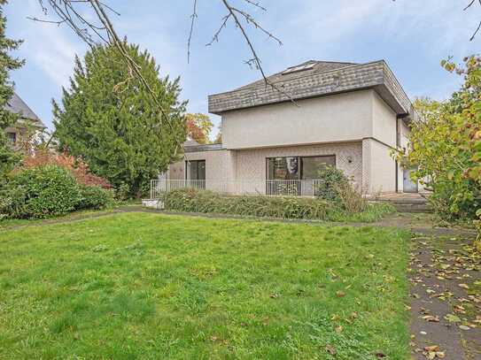 Renovierungsbedürftiges Architektenhaus in zentraler Lage Ratingen-Lintorf