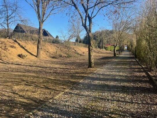 832 m² Baugrundstück mit genehmigtem Bauvorbescheid für ein Einfamilienhäuser nahe Ergoldsbach