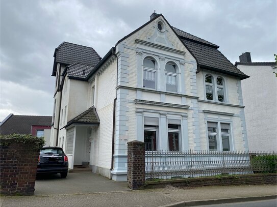 teilsaniertes 2-3 Familienhaus unweit des Harkortsees