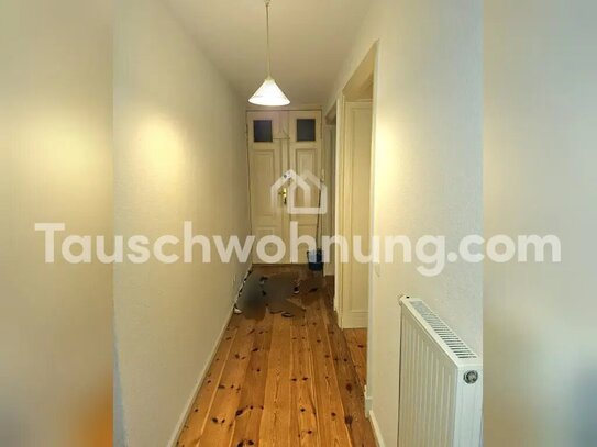 [TAUSCHWOHNUNG] 3 Room Flat with big kitchen and balcony in Mitte.