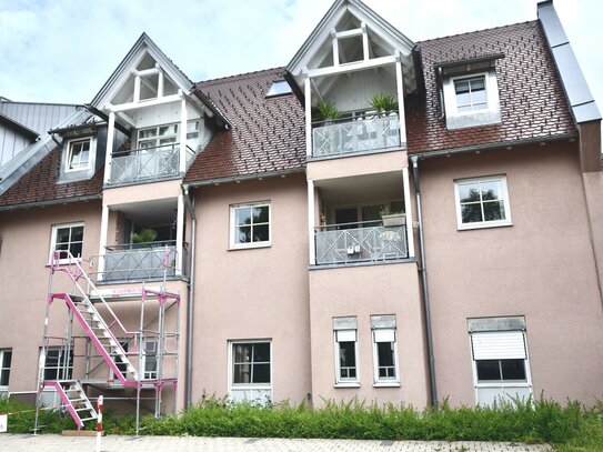 Gute Gelegenheit - 4 Zi-Traumwohnung vermietet über 3 Etagen wie Haus im Haus ruhig gelegen mitten in Wangen