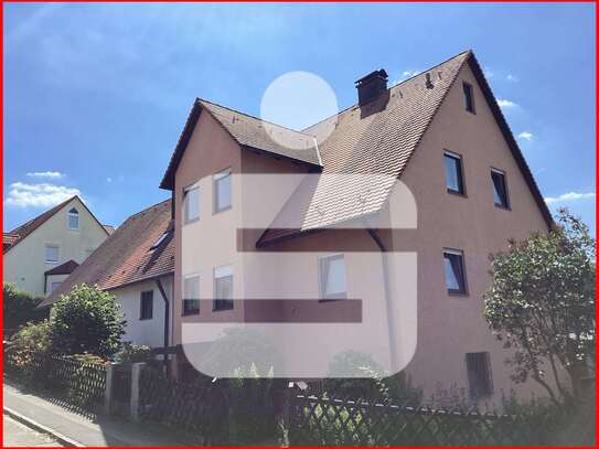 Hier findet Ihre Familie oder Ihr Mieter ausreichend Platz! 2-Familien-Haus in Leinburg