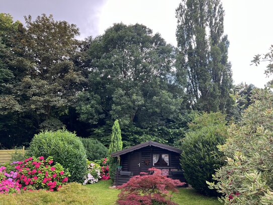 Erstklassiges freistehendes Einfamilienhaus in sehr guter Wohnlage von Mülheim!