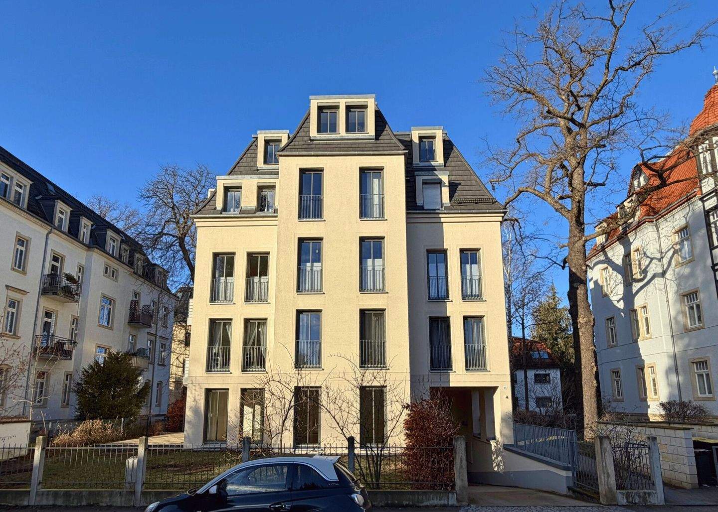 sofort bezugsfähige 3-Raum-Wohnung mit Gartenanteil in Striesen