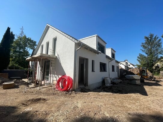 LETZTE HAUSEINHEIT STADTNAH - MITTEN IM GRÜNEN