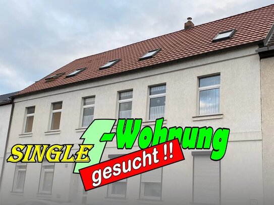 Single gesucht!! - kleine Obergeschoß-Wohnung mit Balkon ...