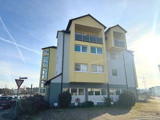 TOP Erdgeschossbüro in Wendelstein - eigener Hauszugang