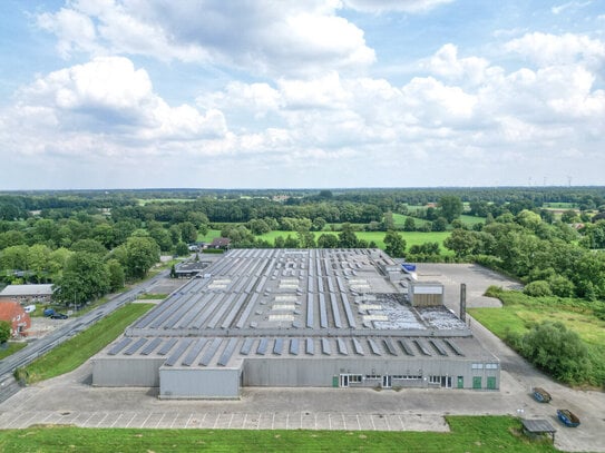 Gewerbeimmobilie mit Halle und Büro