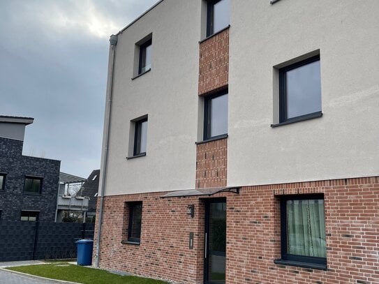 Erstbezug, sonnige 2-Zimmer-Wohnung mit Balkon