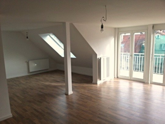 Erstbezug & Provisionsfreie 3,5 Zi. Maisonette mit toller Aussicht