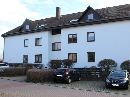 Vermietete Eigentumswohnung mit Balkon und PKW Stellplatz in Langenbogen!