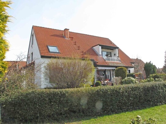 Geräumige 5-Raum-Maisonette-Wohnung mit Terrasse und Garage