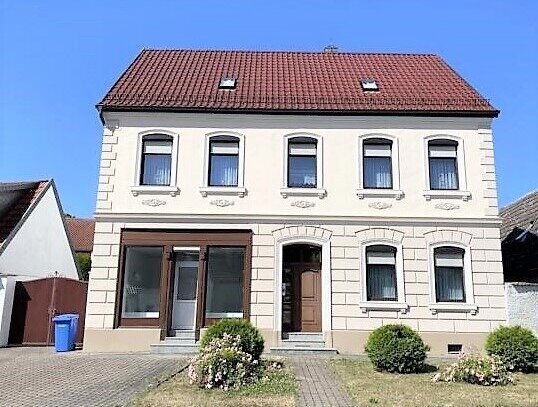 Gepflegtes Einfamilienhaus mit Garten in Obhausen