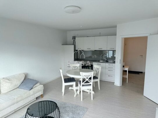 RESERVIERT! Moderne Obergeschosswohnung mit Balkon und PKW-Stellplatz in Leer-Loga!