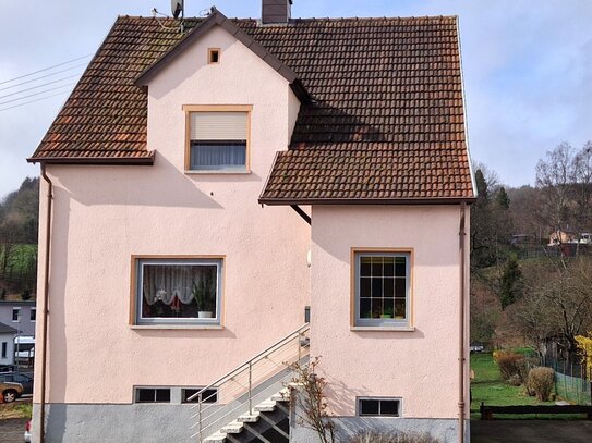 Sehr gepflegtes freistehendes Einfamilienhaus in Fürth - Ottweiler