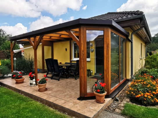 Gepflegtes Bungalowhaus mit Gartenidylle