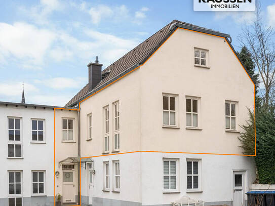 KP nur 230.000,00 € für eine großzügige ETW in historischem Gutshof in zentraler Lage von Eschweiler