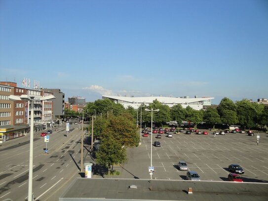 Sonnige hochwertige 3,5 Zi.-WHG. in Kiel Mitte