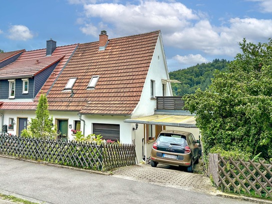 Doppelhaushälfte mit großem Garten und tollem Ausblick in attraktiver Lage von Neckargemünd