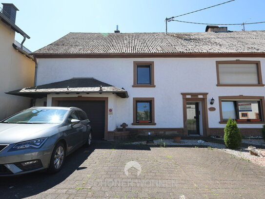 Mandern: Bauernhaus mit Garage und sonnigem Garten