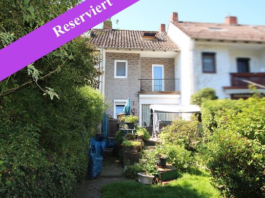 RMH mit ausgebautem DG und Keller in ruhiger Wohnlage, HB-Kattenesch