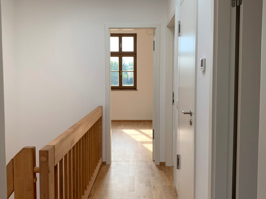 *** Potsdam am Weißen See * 4 Zimmer * 2 Bäder * 12/24 * EBK * Stellplatz ***