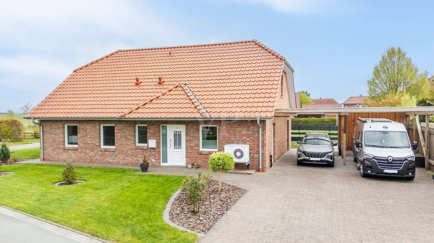 Real Estate Title Image Background