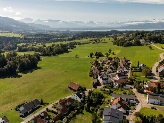 Traumhafte Bergsicht! Mehrfamilienhaus mit vielseitigen Perspektiven im Bodenseehinterland