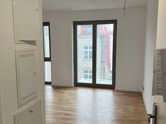 SPECIAL OFFER: ERSTBEZUG im NEUBAU 2024: 1-Zi-Whg, 27 m² - VHS 1. OG mit SÜDSEITE + 25 m² TERRASSE