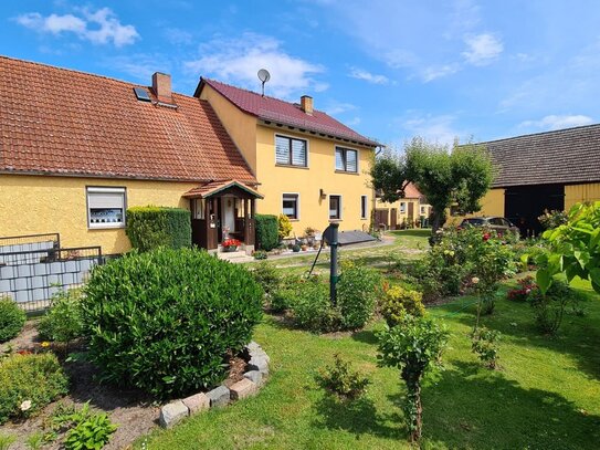 Haus mit Einliegerwohnung auf idyllischem Wassergrundstück in Tauche-Sawall