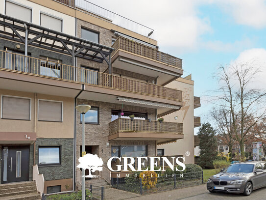 Attraktive Wohnung in Altstaden mit Balkon und Loggia